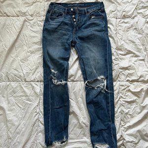 American Eagle I Distressed Jeans